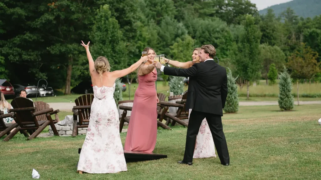 Guest are Enjoying in Rustic Barn Wedding Venue